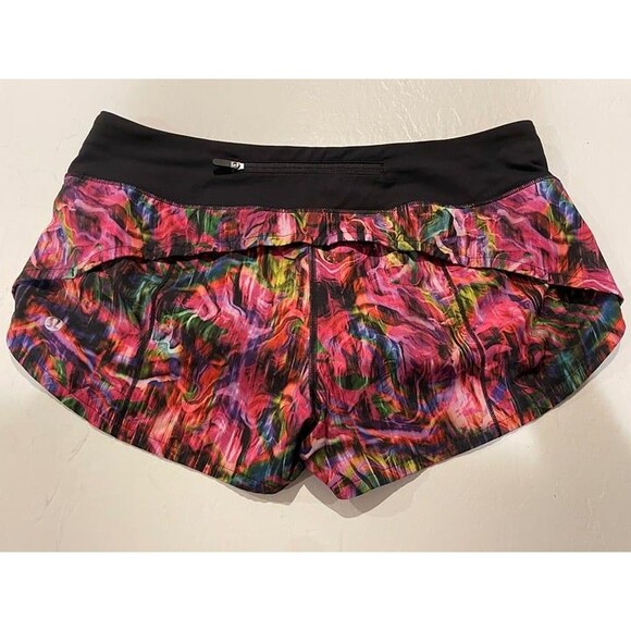 Lululemon Speed Up Low Rise Short 2.5" Hyper Flow Pink Multi/Black Size 8 - Picture 2 of 4